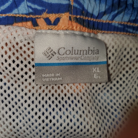 Columbia Swim Shorts XL - Picture 4 of 4